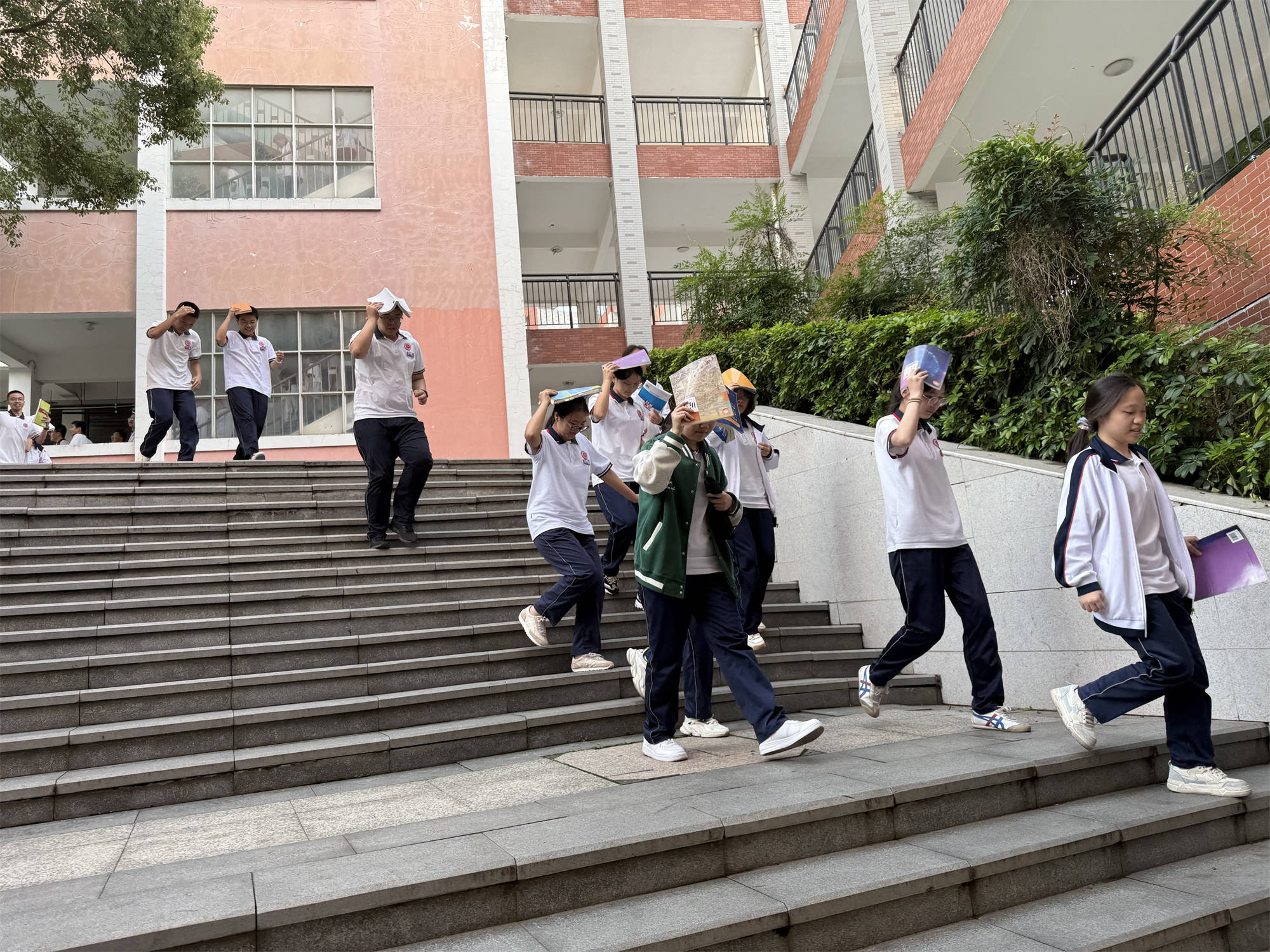 圖4.jpg